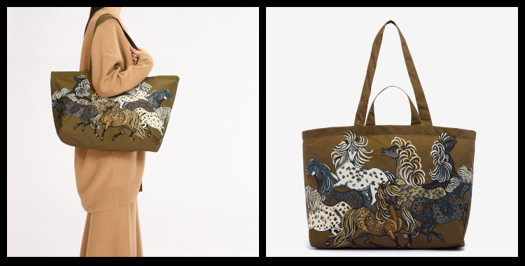 Sac de Courses Maxi Shopper, Inoui Éditions, en Polyester, Western, Les Chevaux, en Kaki.                                              Dimensions : 242 x 34 x 16 cm.