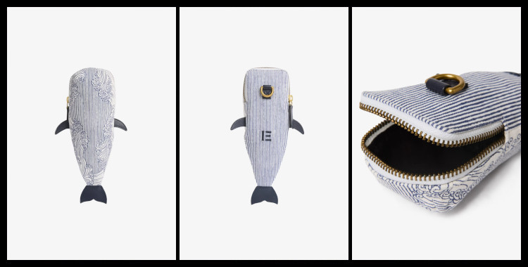 Cette trousse en coton Inoui Editions représente un baleine à rayures fines bleues et blanches et des vagues.